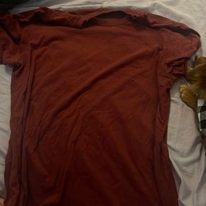 Plain red T-shirt size Large